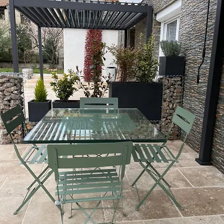 Location Saisonniere 1 Apartment Clermont-l'Herault Exterior photo